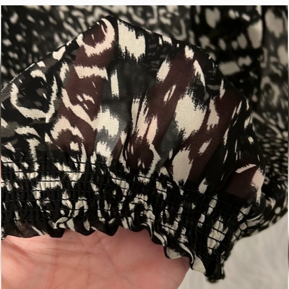 Women's Slightly Sheer Top - Picture 6 of 6